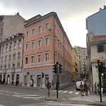 La Bella Olivia